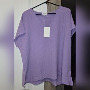 Brand NEW Womens Cool Materisl Top Size 1X
